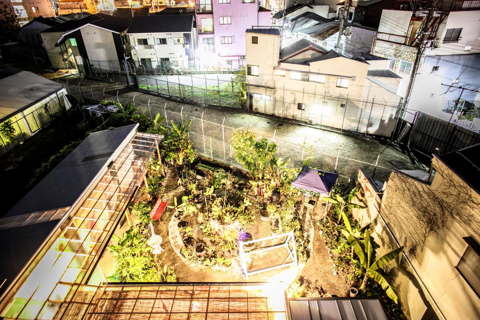 Kamagasaki University Of The Arts Cafe Garden Guest House Aka Cocoroom Осака Екстер'єр фото